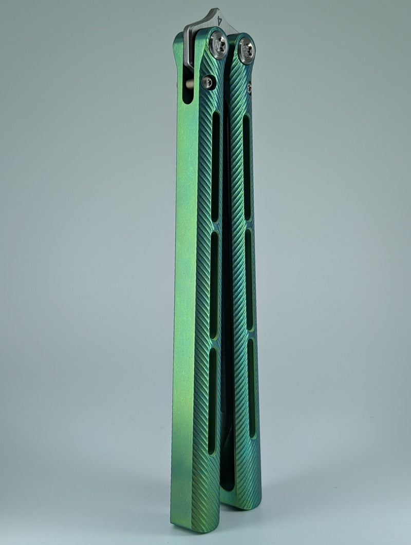 *Consignment* Medford Viceroy Tanto Green Titanium Live Blade Balisong