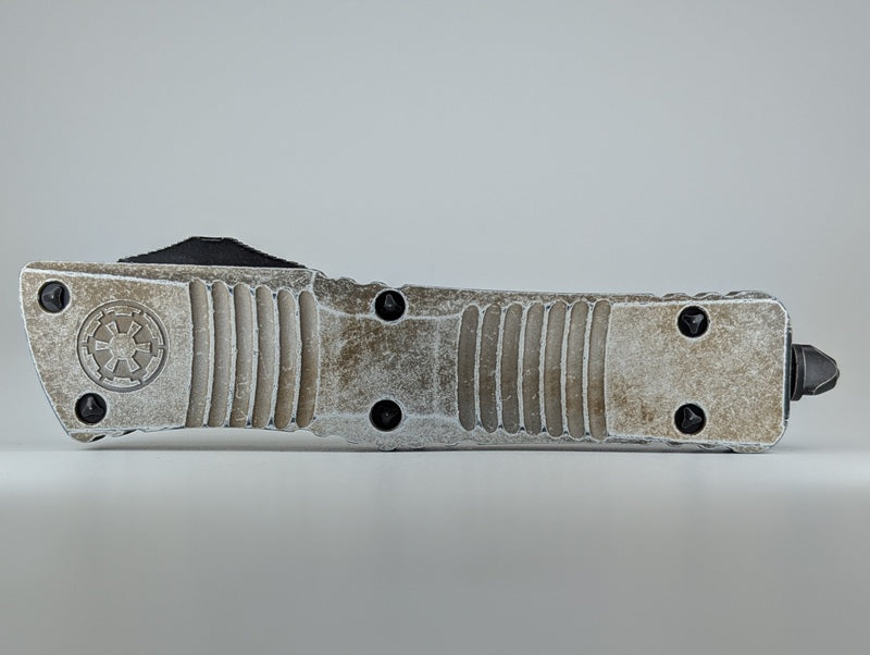 *Consignment* Microtech Combat Troodon Sandtrooper Deep Engraved Out the Front Knife