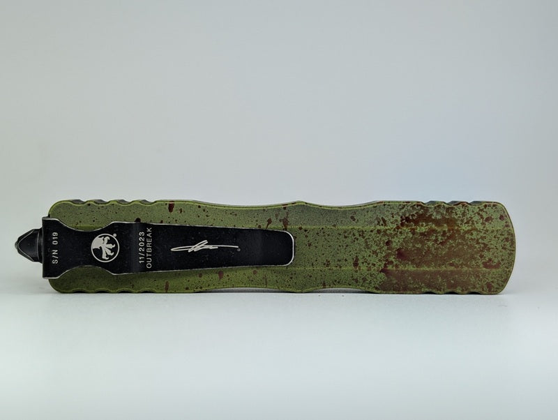 *Consignment* Dirac D/E Outbreak Signature Series Deep Engraved Out the Front Knife