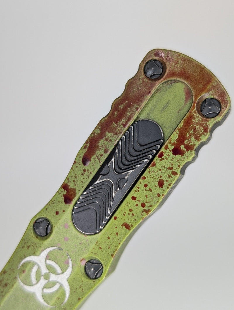 *Consignment* Dirac D/E Outbreak Signature Series Deep Engraved Out the Front Knife