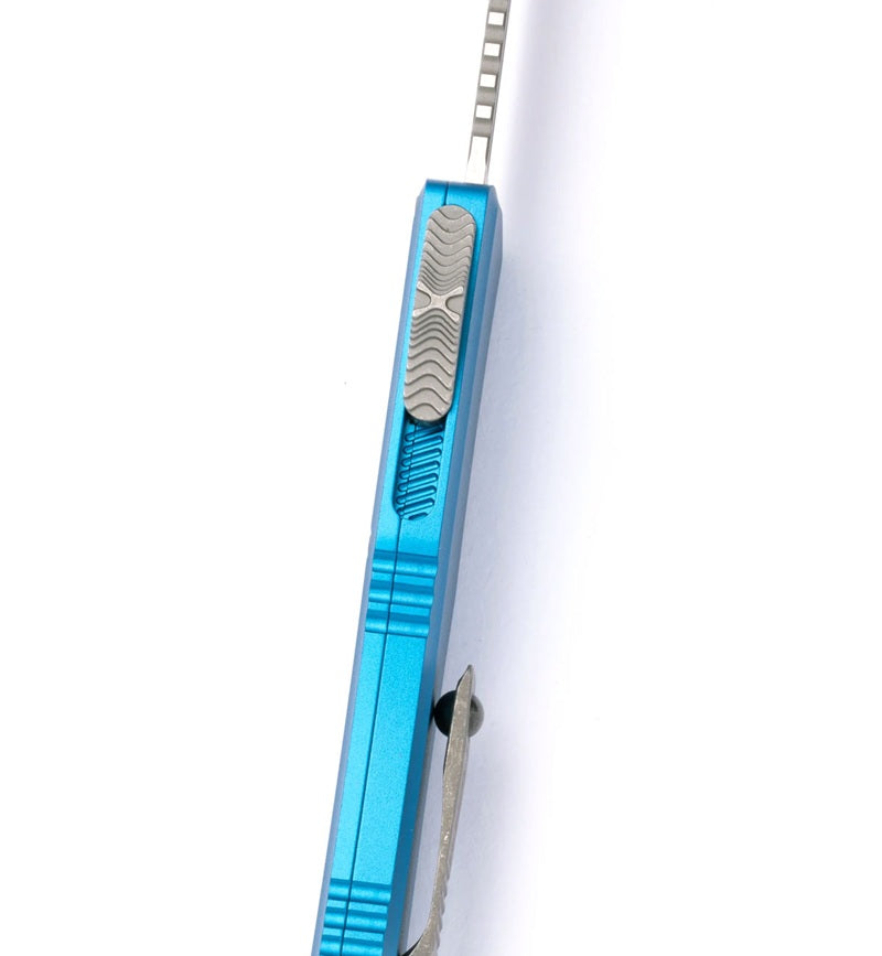 Microtech Hera II Mini S/E Blue Apocalyptic Standard Out the Front Knife