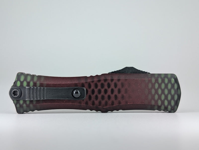 Microtech Hera II Mini S/E Signature Series Red X-51 Out the Front Knife