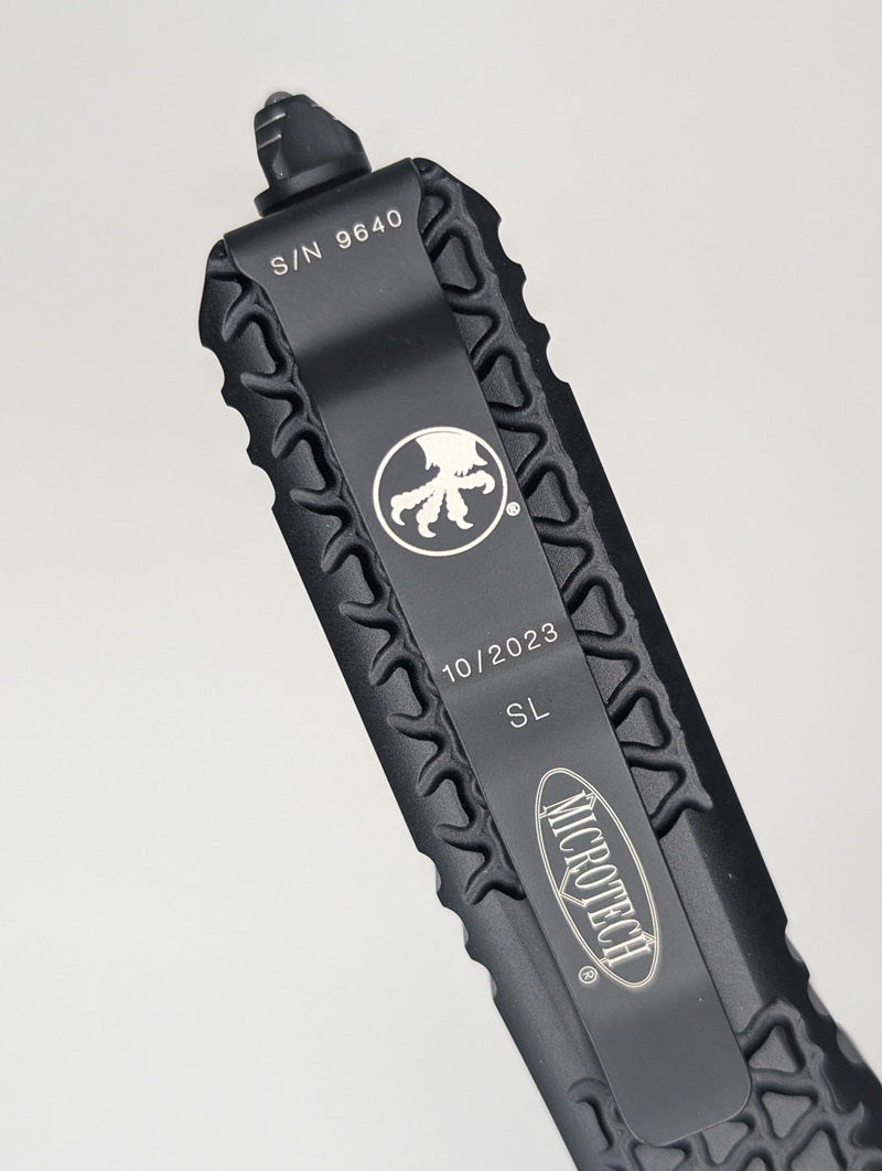 *Consignment* Ultratech D/E Tri-Grip Sith Lord Out the Front Knife