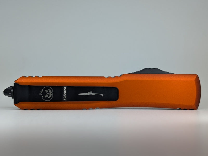 *Consignment* Microtech Ultratech Halloween Orange Signature Series Out the Front Knife