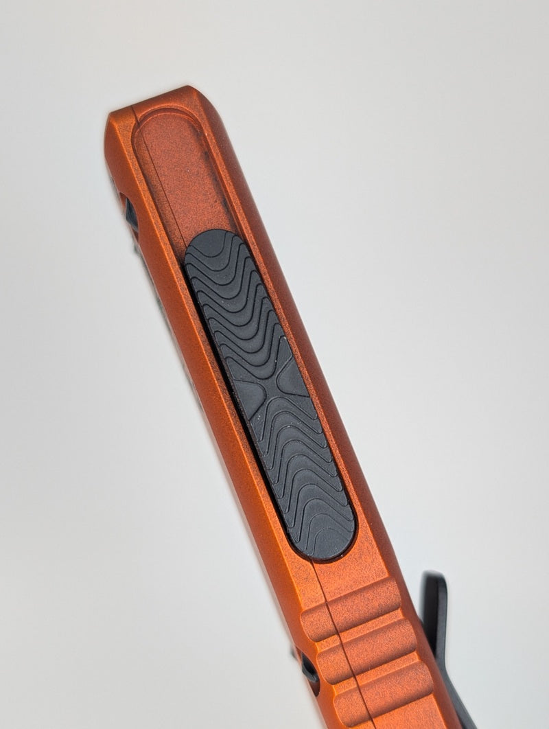 *Consignment* Microtech Ultratech Halloween Orange Signature Series Out the Front Knife