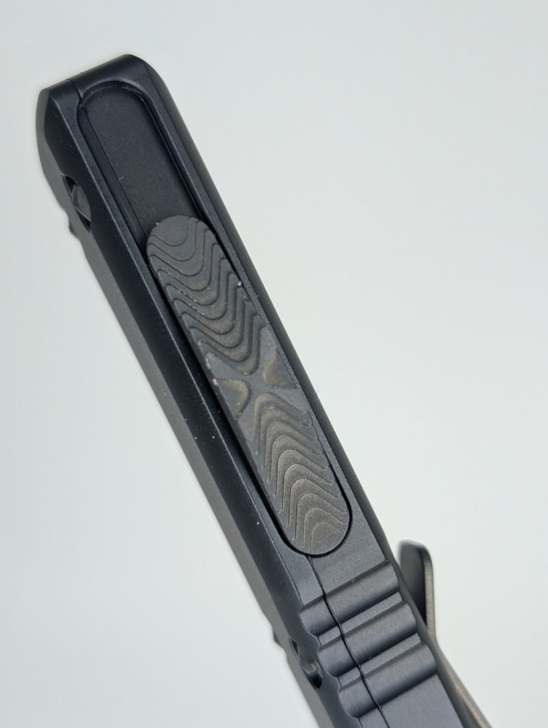 *Consignment* Microtech Ultratech T/E Shadow DLC Black Out the Front Knife