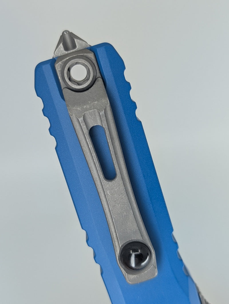 Microtech-Ultratech-ZBP-Blue-Tanto-Apocalyptic-Out-The-Front-Knife-Clip