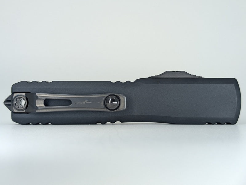 Microtech Ultratech ZBP Hellhound Signature Series Shadow Out the Front Knife
