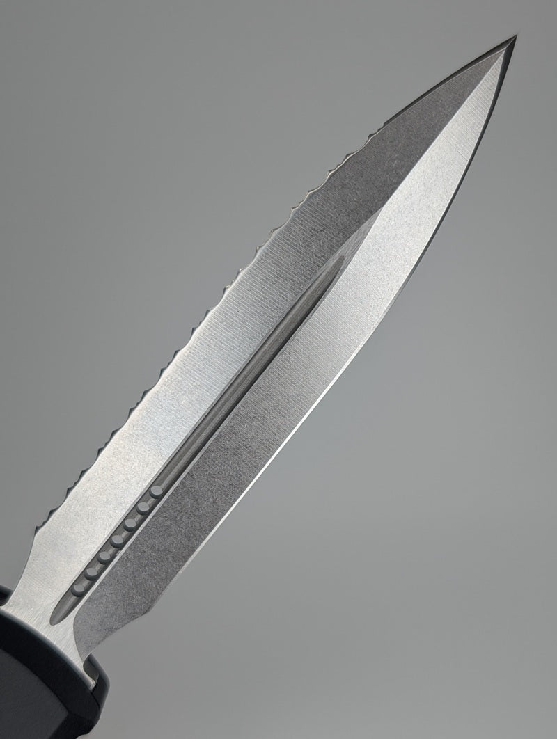 *Consignment* Microtech Ultratech Gen III ZBT D/E Stonewash Full Serrated Out the Front Knife