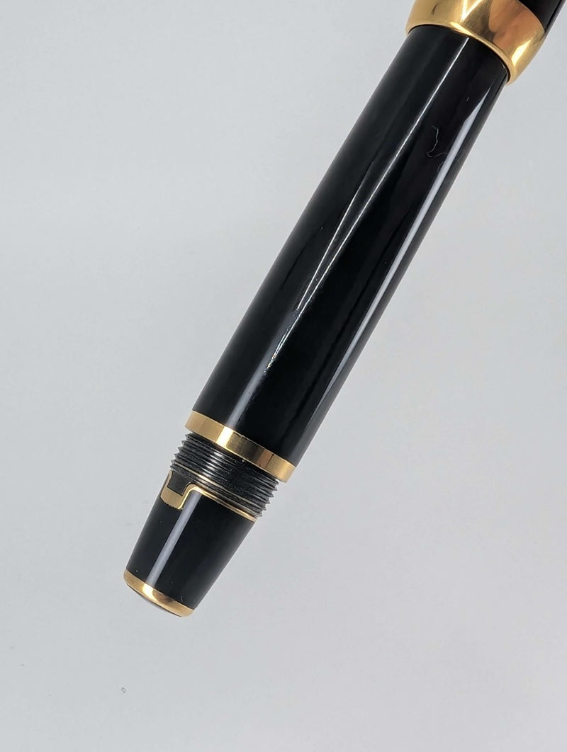 *Consignment* Montblanc Boheme Ruby Retractable Fountain Pen 18k Gold Medium Nib