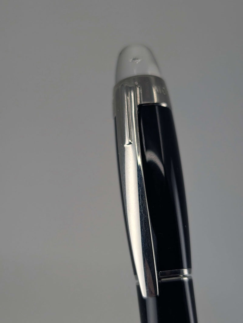 *Consignment* Montblanc "Soulmakers for 100 Years" Starwalker Unlimited Fountain Pen 18k Gold Medium Nib