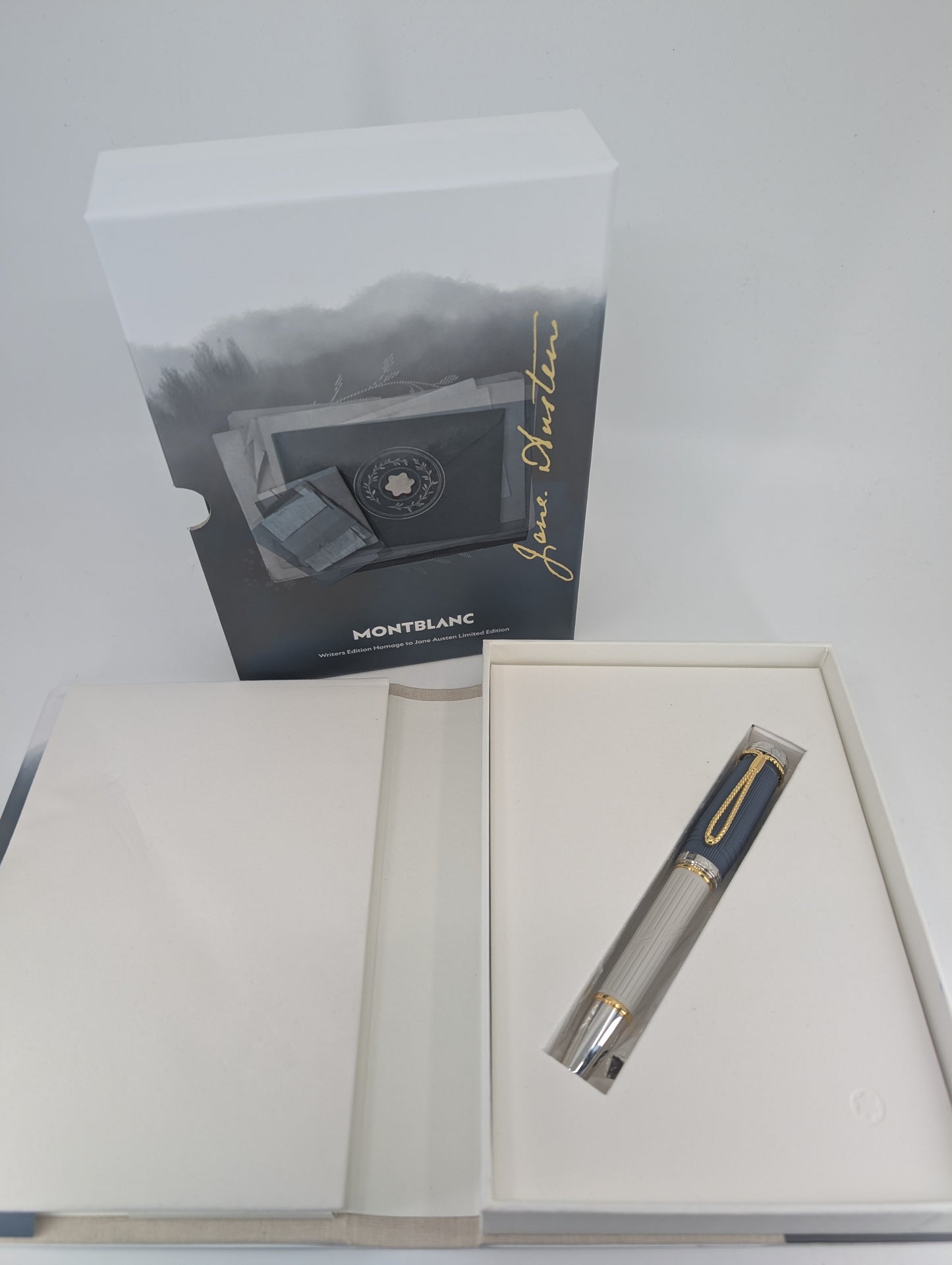 *Consignment* Montblanc Writer's Edition Jane Austin Limited Edition Rollerball Pen