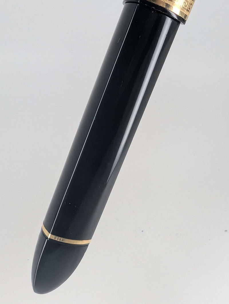 *Consignment* OMAS "360" Black Fountain Pen 18k Gold Medium Nib