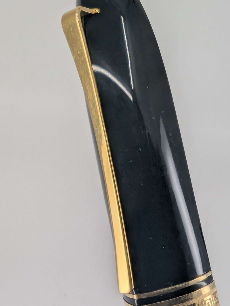 *Consignment* OMAS "360" Black Fountain Pen 18k Gold Medium Nib