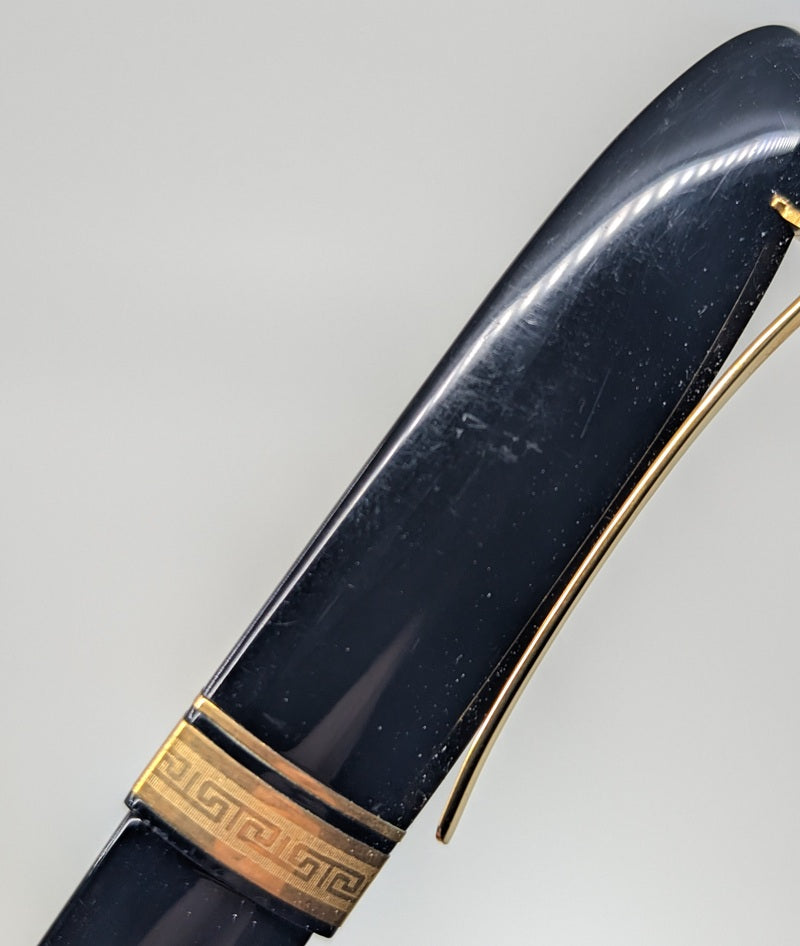 *Consignment* OMAS 360 Black with Gold Trim Fountain Pen 18k Gold Medium Nib