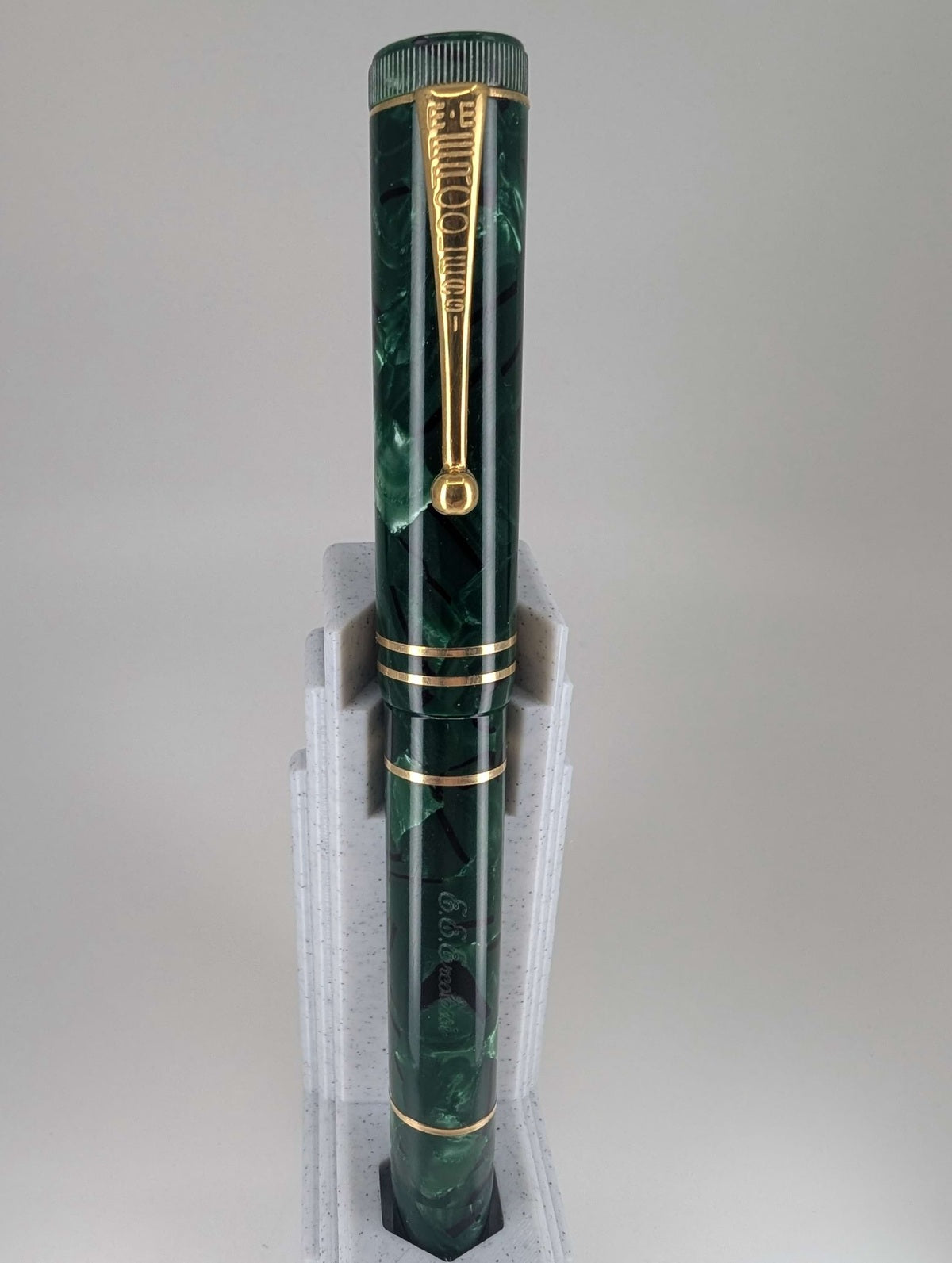 *Consignment* 1996 OMAS per Ercolessi Green Fountain Pen 18k Gold Medium Nib