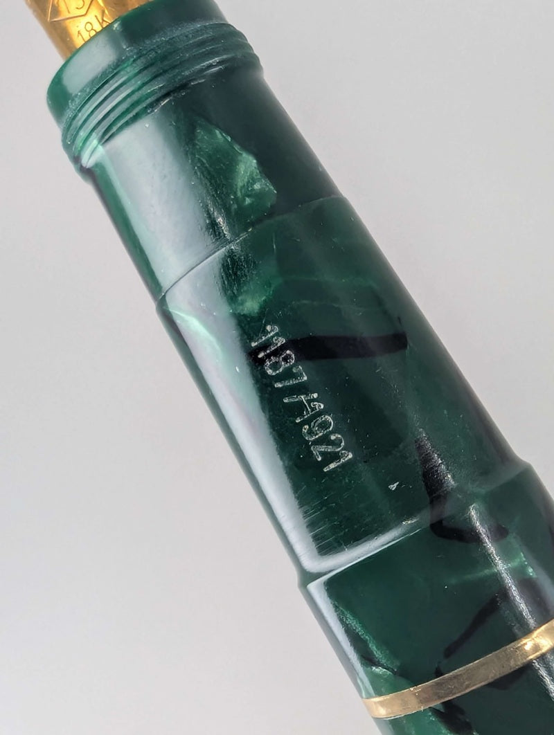 *Consignment* 1996 OMAS per Ercolessi Green Fountain Pen 18k Gold Medium Nib