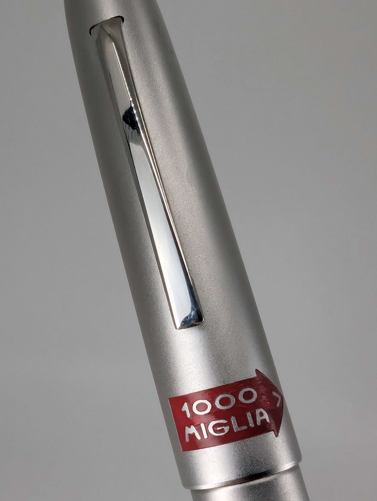*Consignment* OMAS Miglia 1000 Fountain Pen 18k Gold Broad Nib