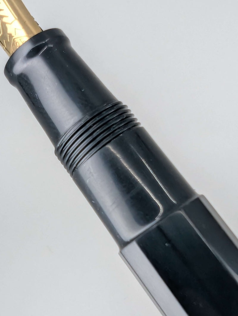 *Consignment* OMAS Extra Milord Black / Gold Fountain Pen 14k Gold Italic Nib