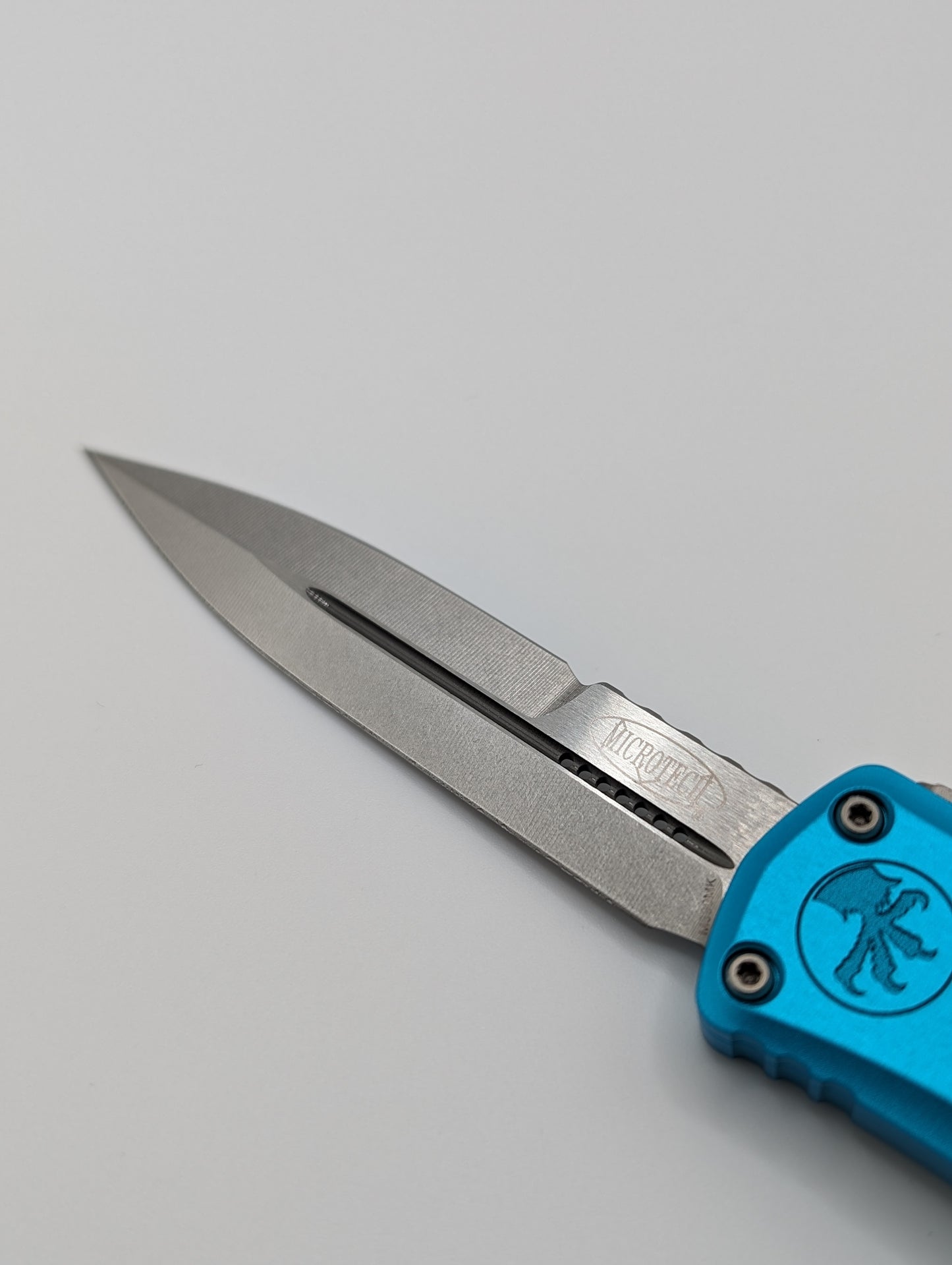 Microtech Hera II Mini Bayonet Turquoise Stonewash Standard