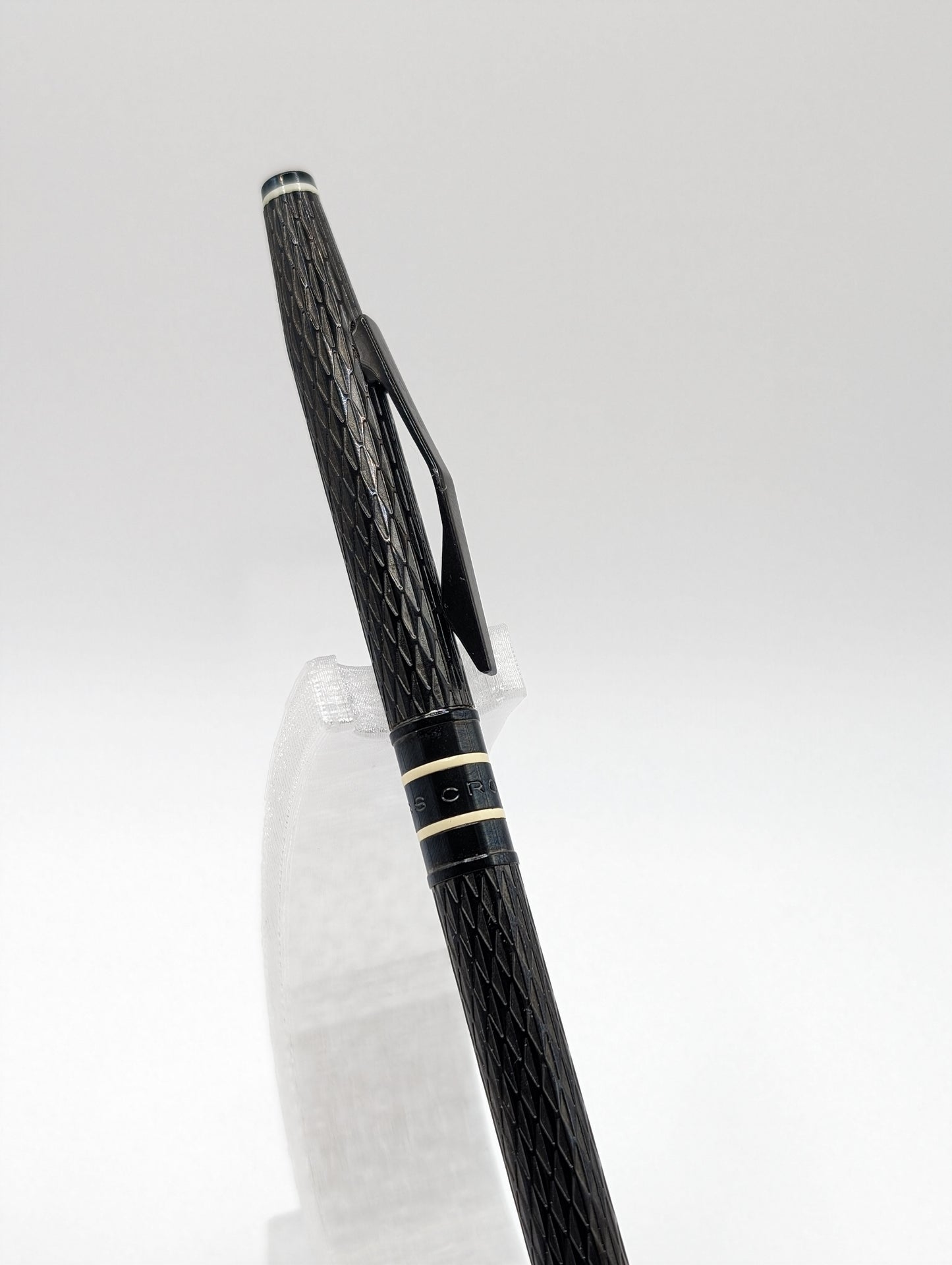 Cross Spire Black Caviar Fountain Pen 18k (Black) Medium Nib