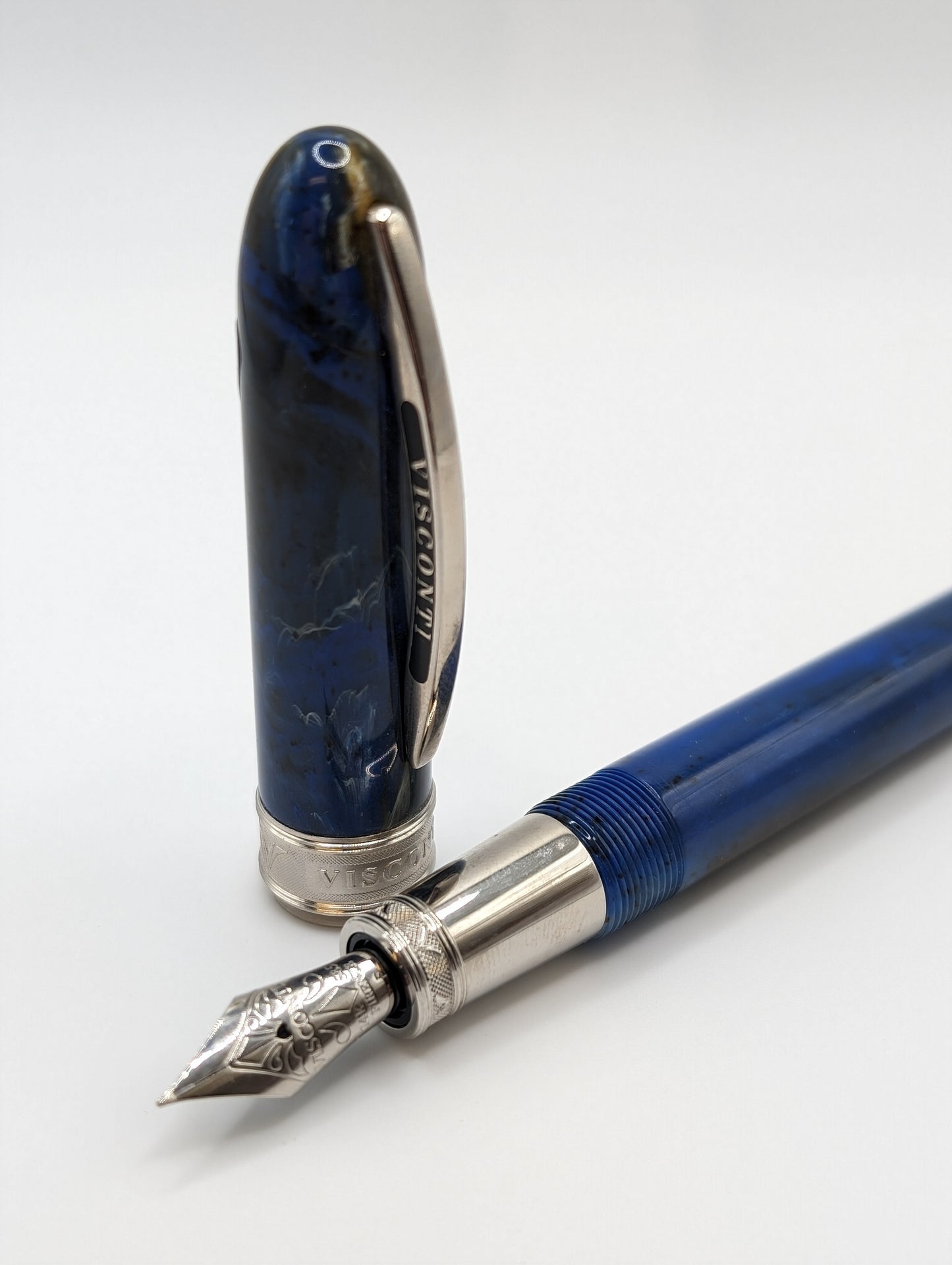 Visconti Van Gogh Blue 14k Gold Medium Nib