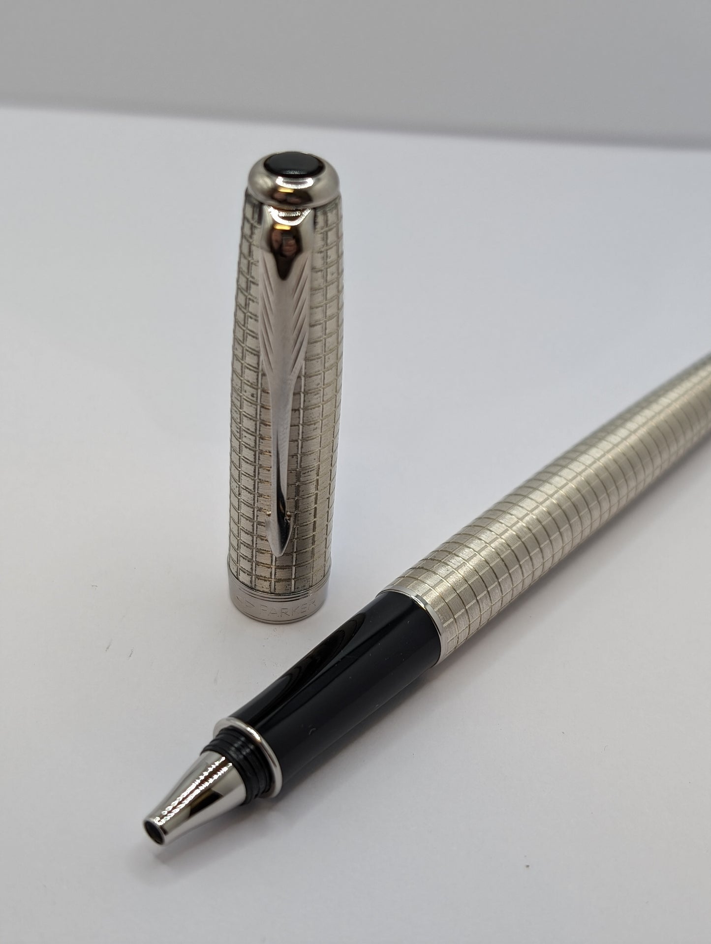 Parker Sonnet Ceselé Silver Rollerball Pen