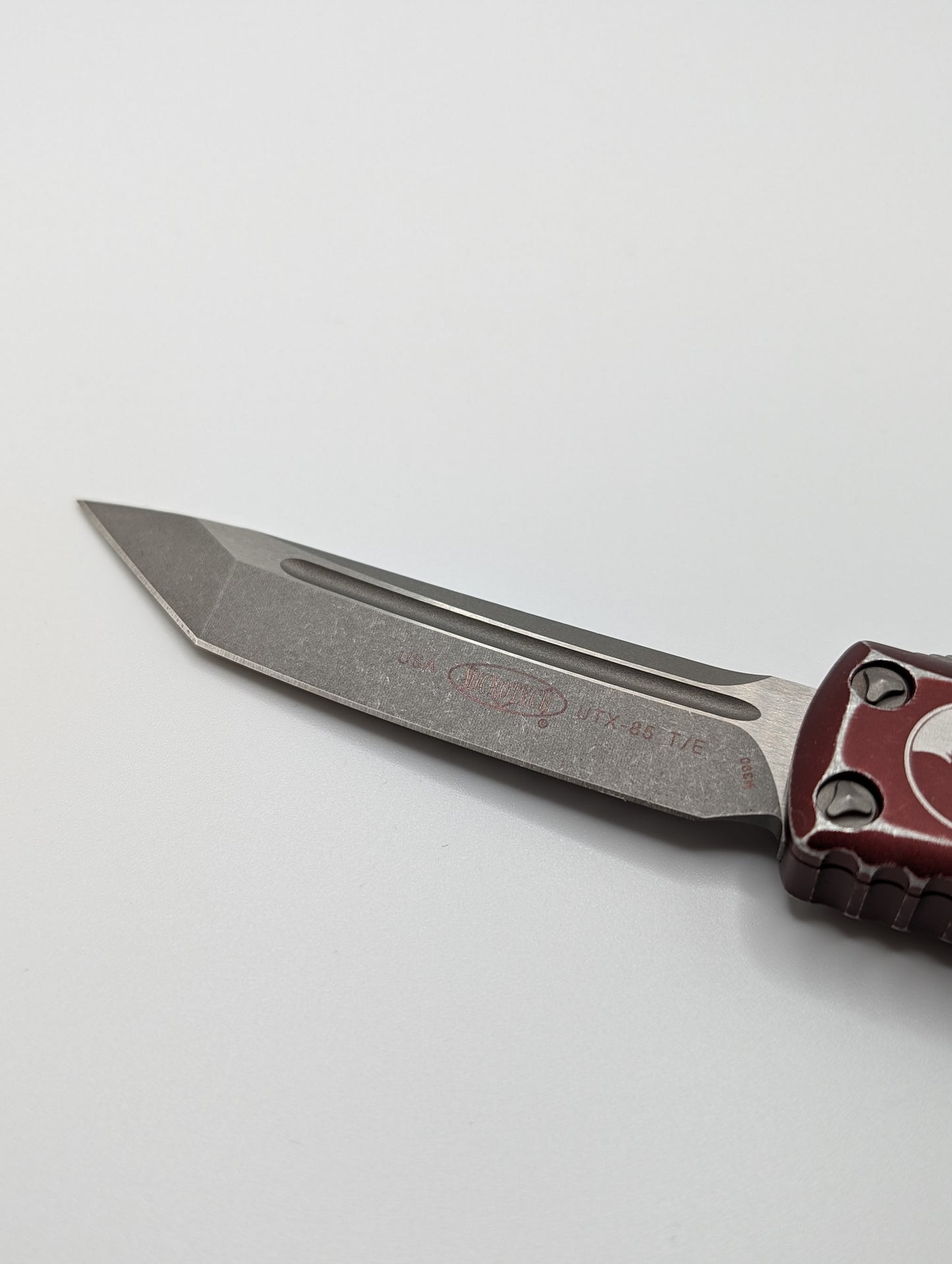 Microtech UTX-85 T/E Distressed Merlot Apocalyptic Standard Tanto Out the Front Knife