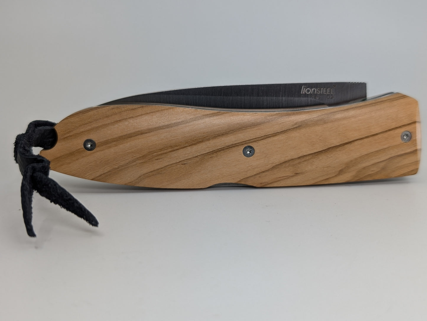 Lionsteel Opera Classic Olive Wood Handle D2 Backlock Folding Knife