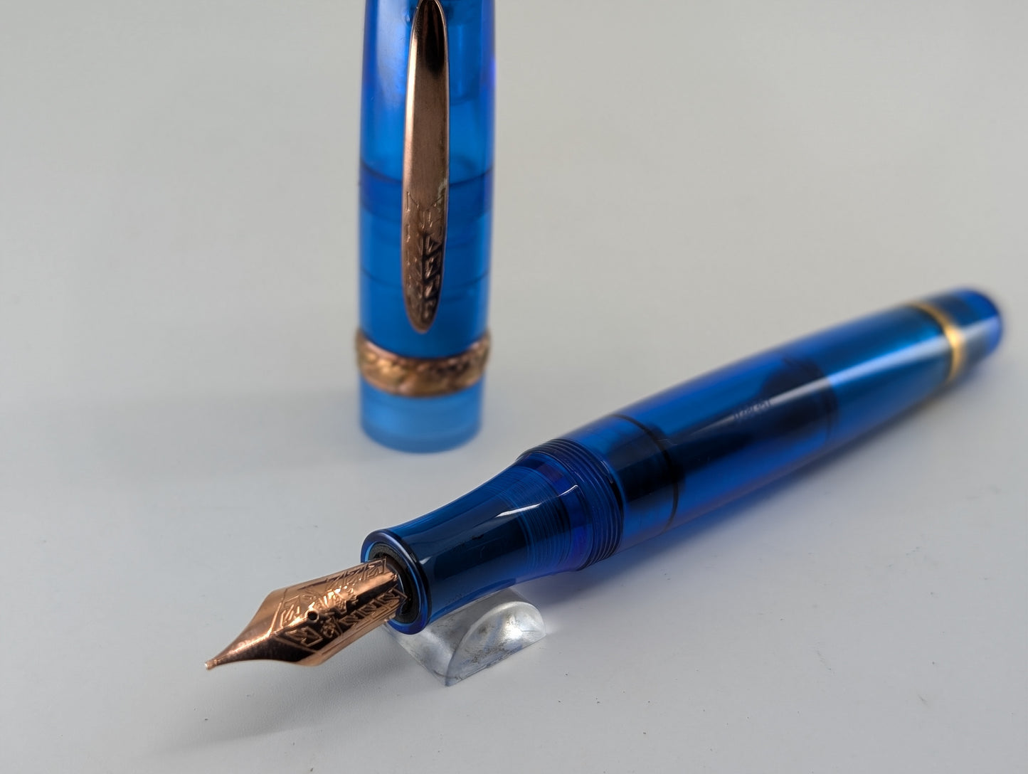 Stipula Etruria Rainbow Clear Blue Resin Fountain Pen 14k Gold Medium Nib