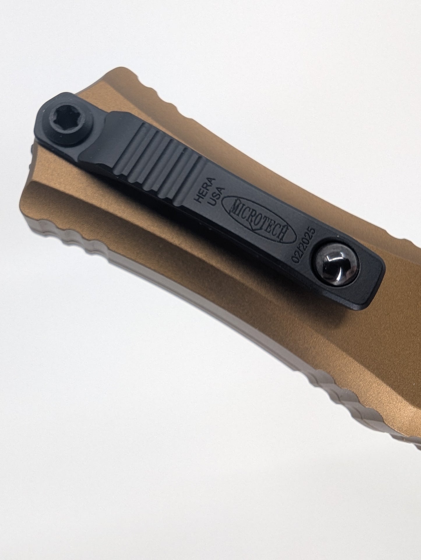 Microtech Hera II Mini D/E Tan w/ Black Hardware Tactical Out the Front Knife