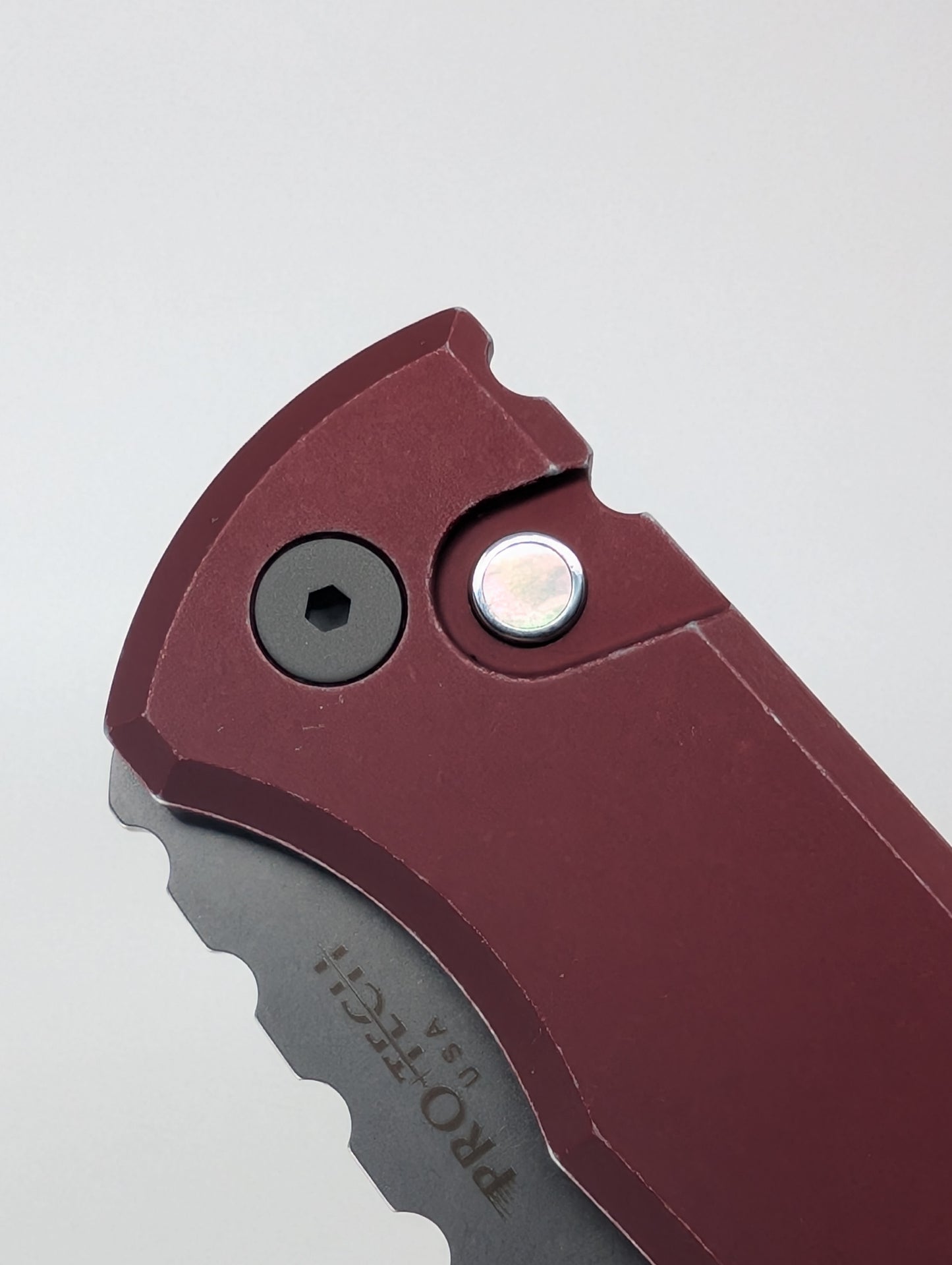 Protech Chaves Knives Collab "Redencion" Battleworn Red Stonewash S35-VN Pearl Button Auto Folder