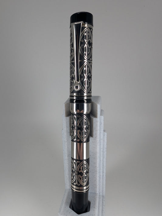 *Consignment* Laban Labrador Fountain Pen Iridium Broad Nib