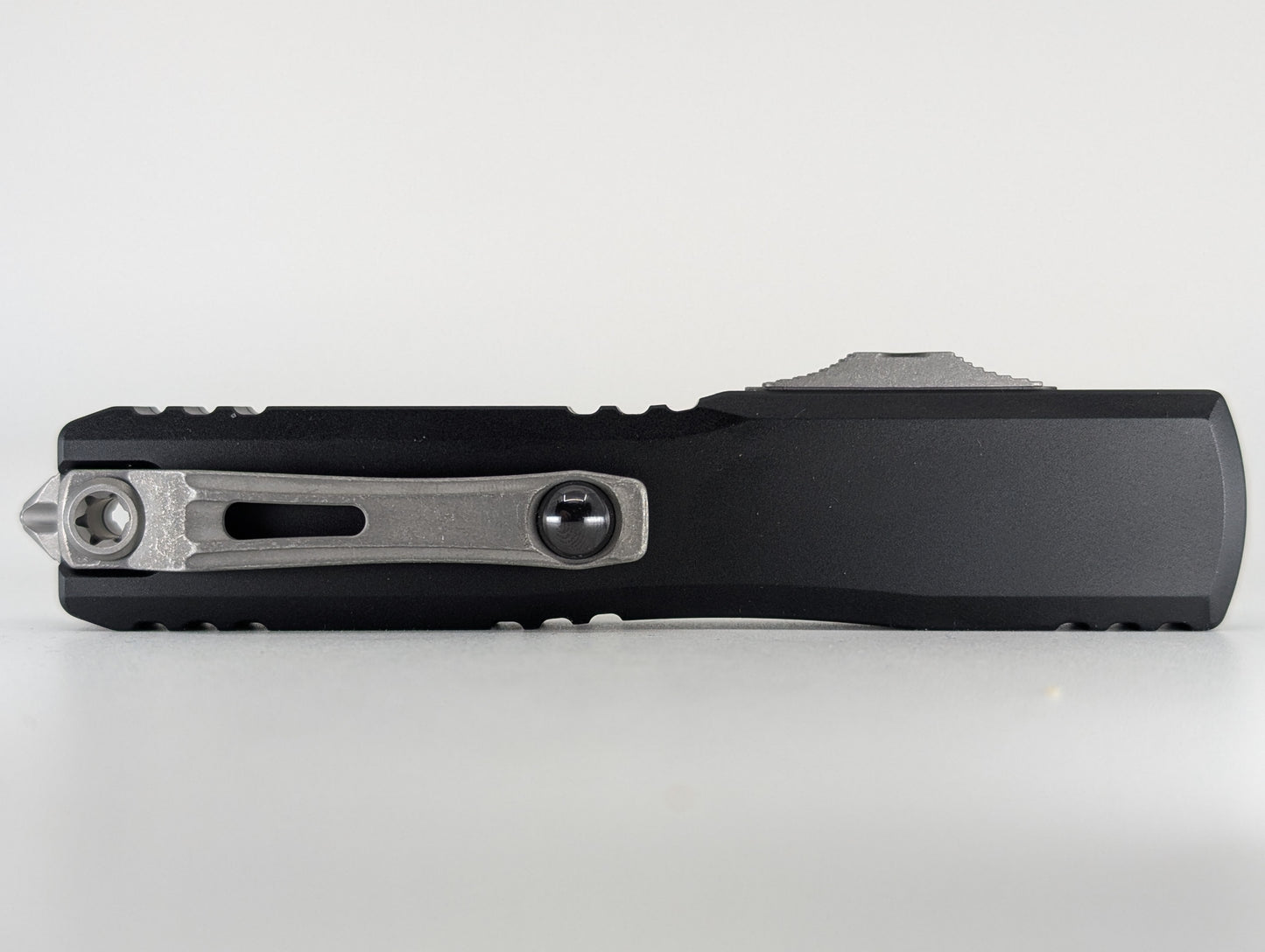 Microtech Ultratech Gen III ZBP S/E Apocalyptic Out the Front Knife