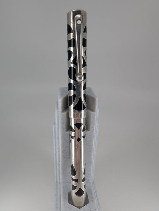 *Consignment* Sheaffer Nostalgia Sterling Silver Fountain Pen 18k Gold Fine Nib