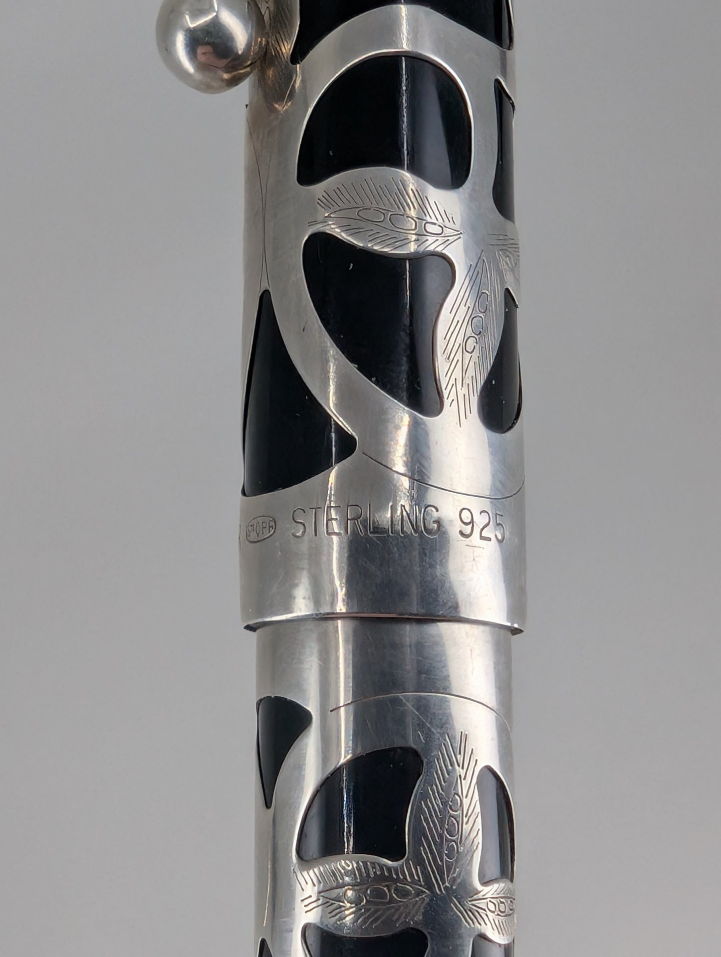 *Consignment* Sheaffer Nostalgia Sterling Silver Fountain Pen 18k Gold Fine Nib