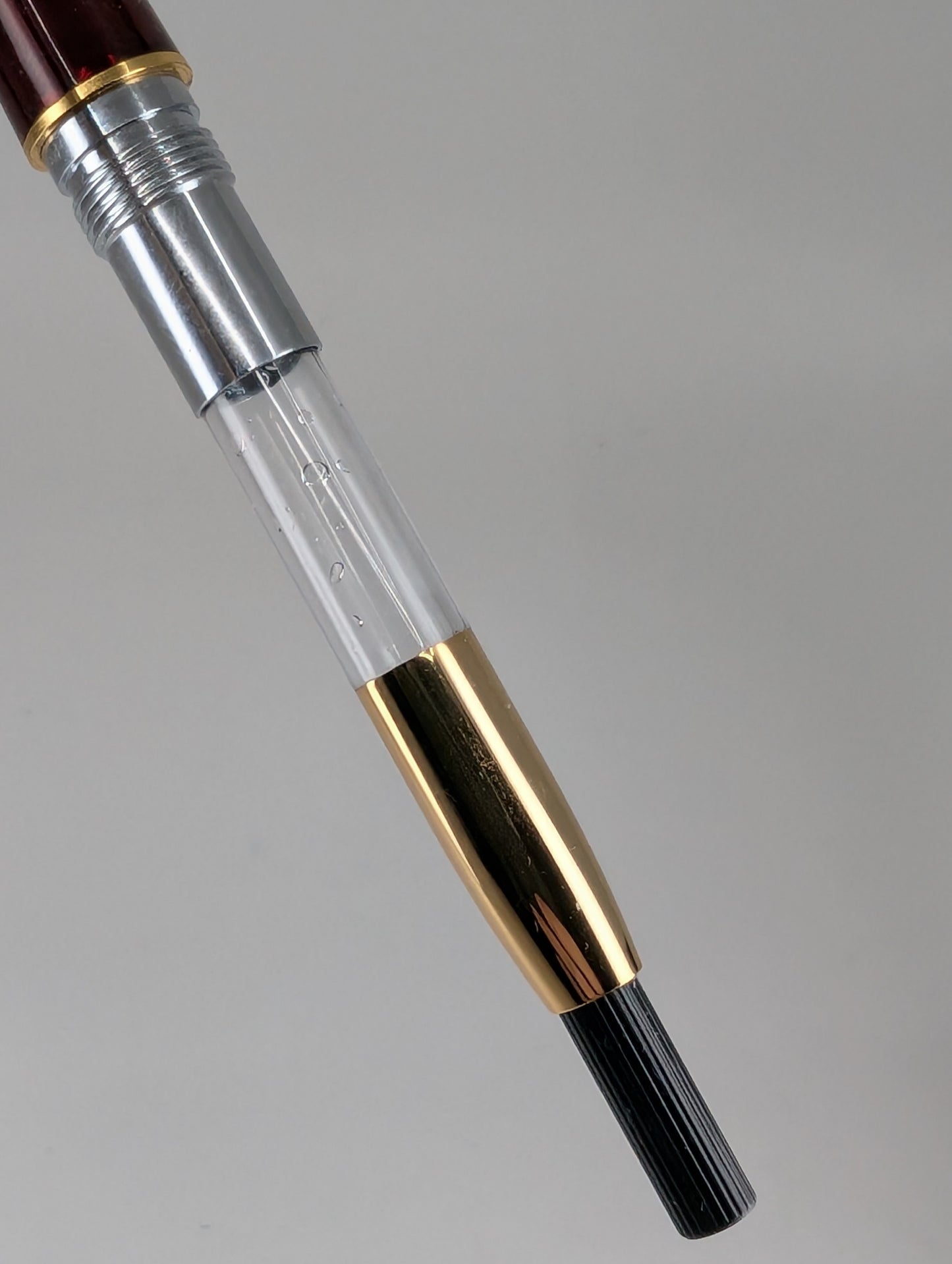 *Consignment* Platinum Century Bourgogne Fountain Pen 14k Gold Medium Nib