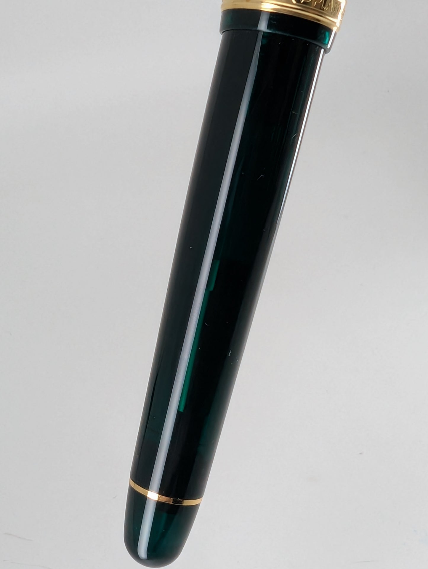 *Consignment* Platinum Century Green Fountain Pen 14k Gold Medium Nib