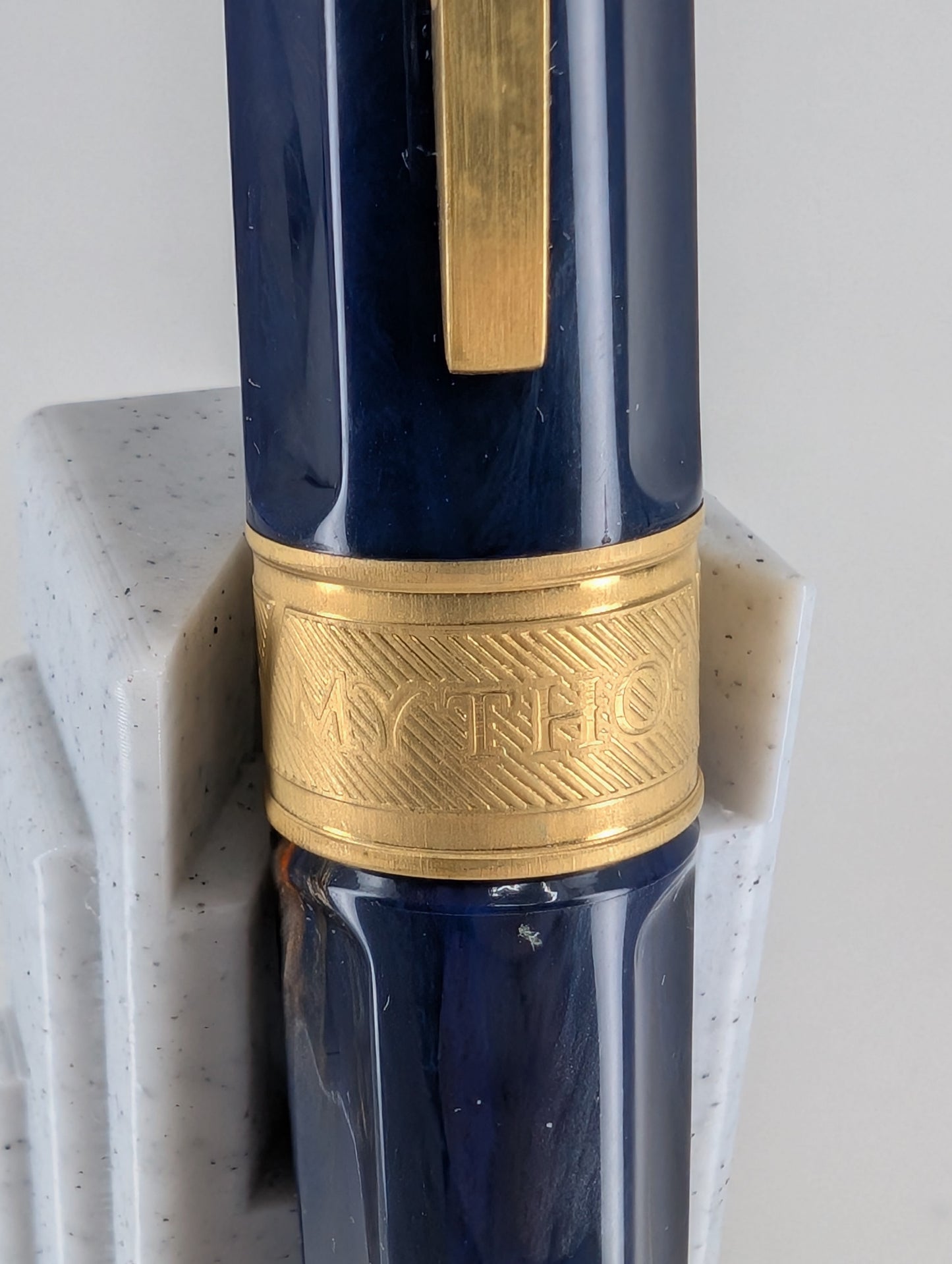 *Consignment* Visconti Mirage Mythos Zeus FP Medium Nib