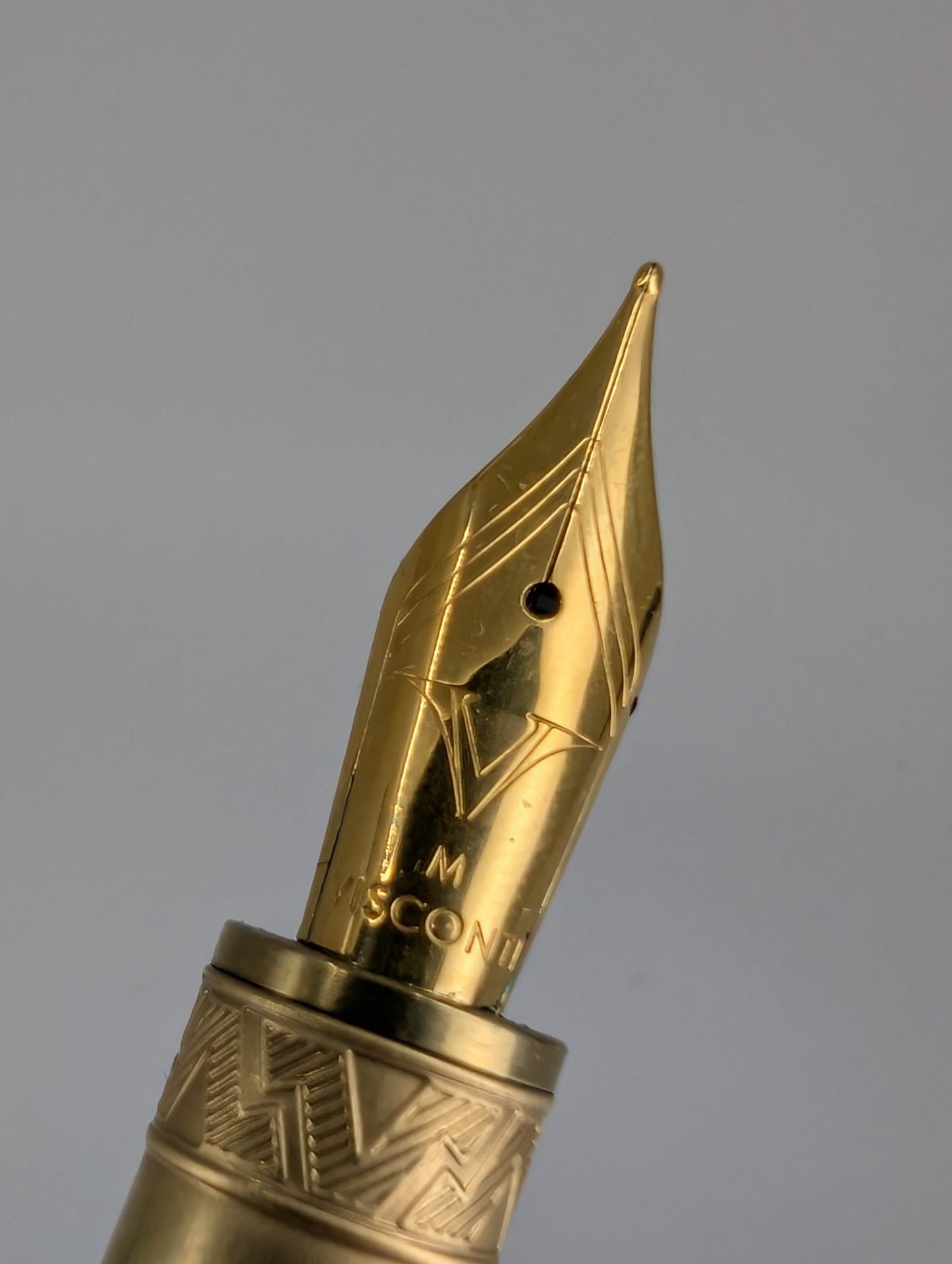*Consignment* Visconti Mirage Mythos Zeus FP Medium Nib