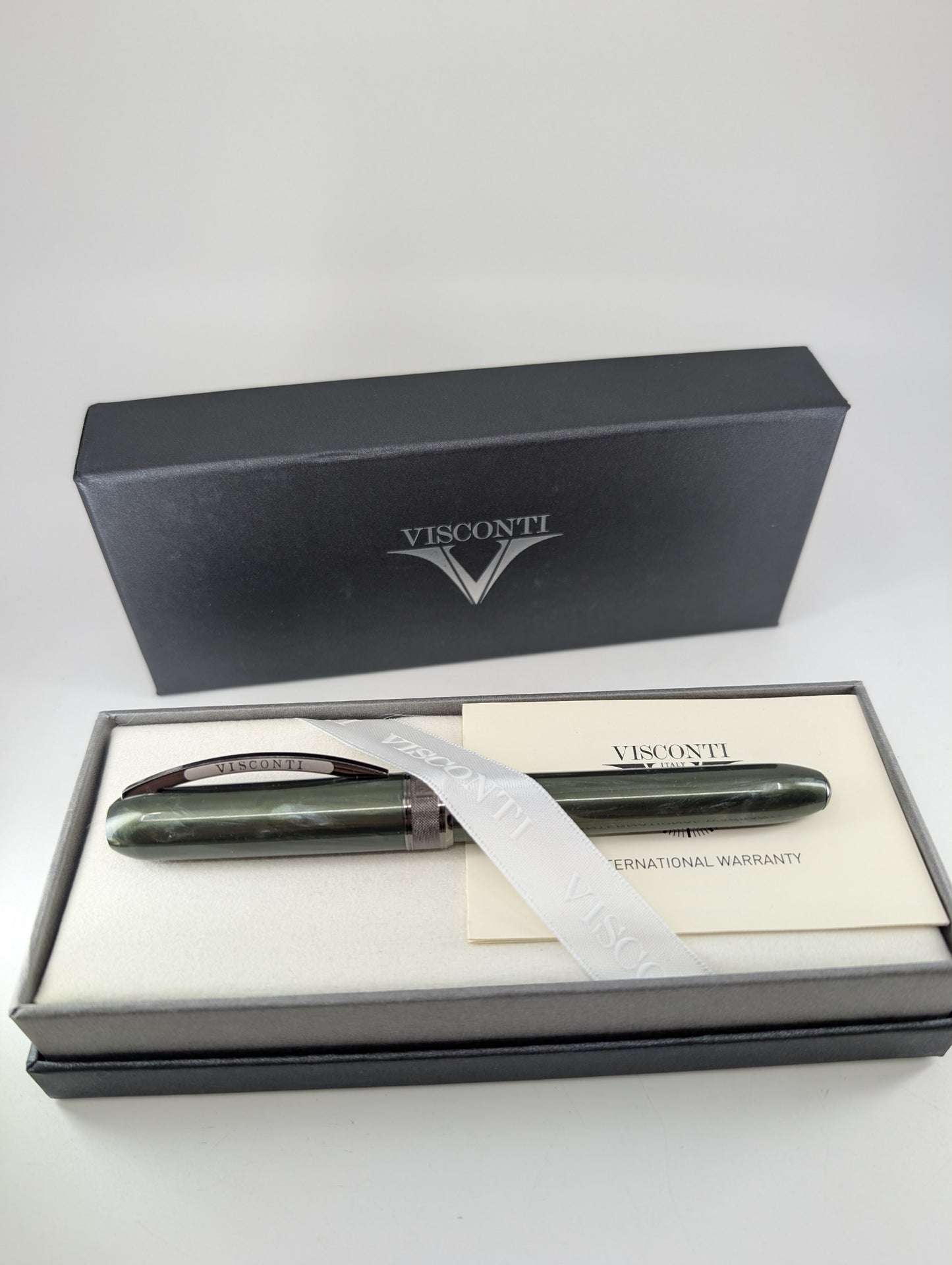 *Consignment* Visconti Rembrandt Special Ops Green Fountain Pen Black PVD Fine Nib