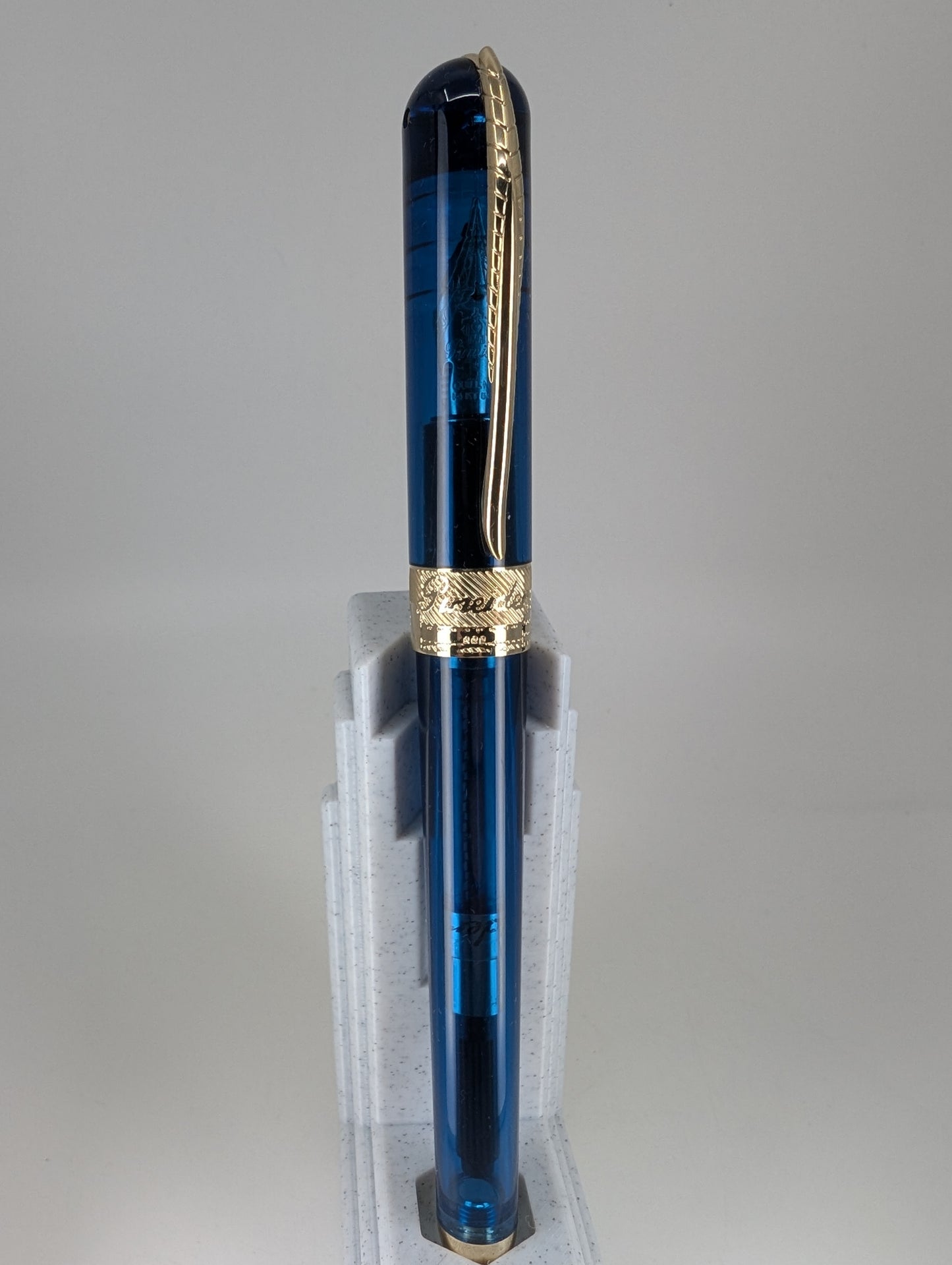 *Consignment* Pineider Sky Blue Fountain Pen 14k Gold Quill Nib