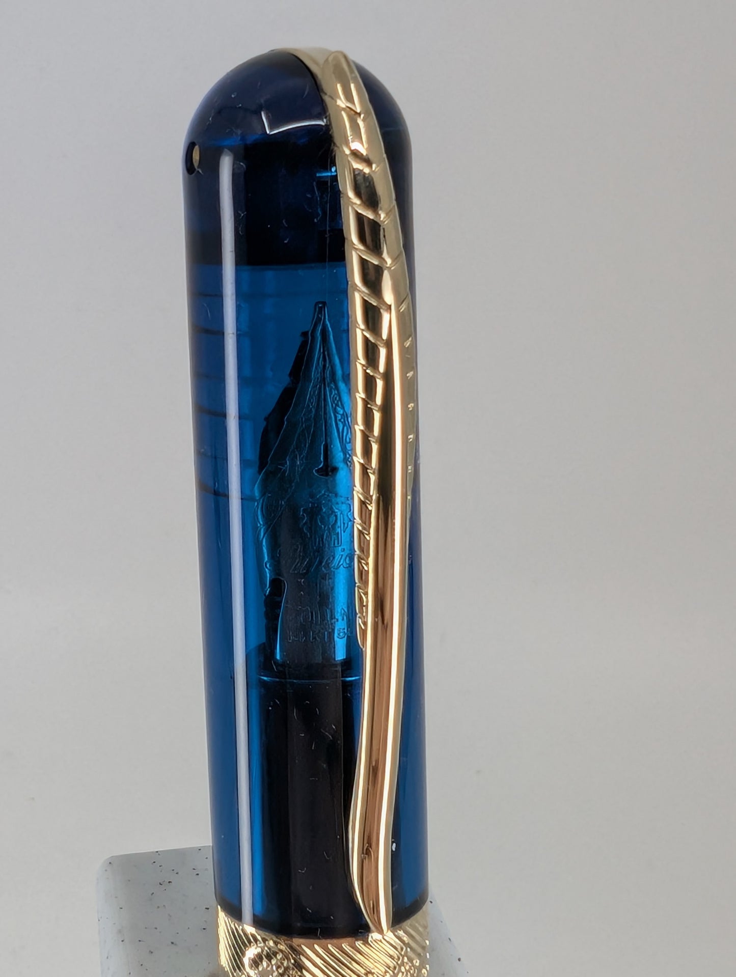 *Consignment* Pineider Sky Blue Fountain Pen 14k Gold Quill Nib