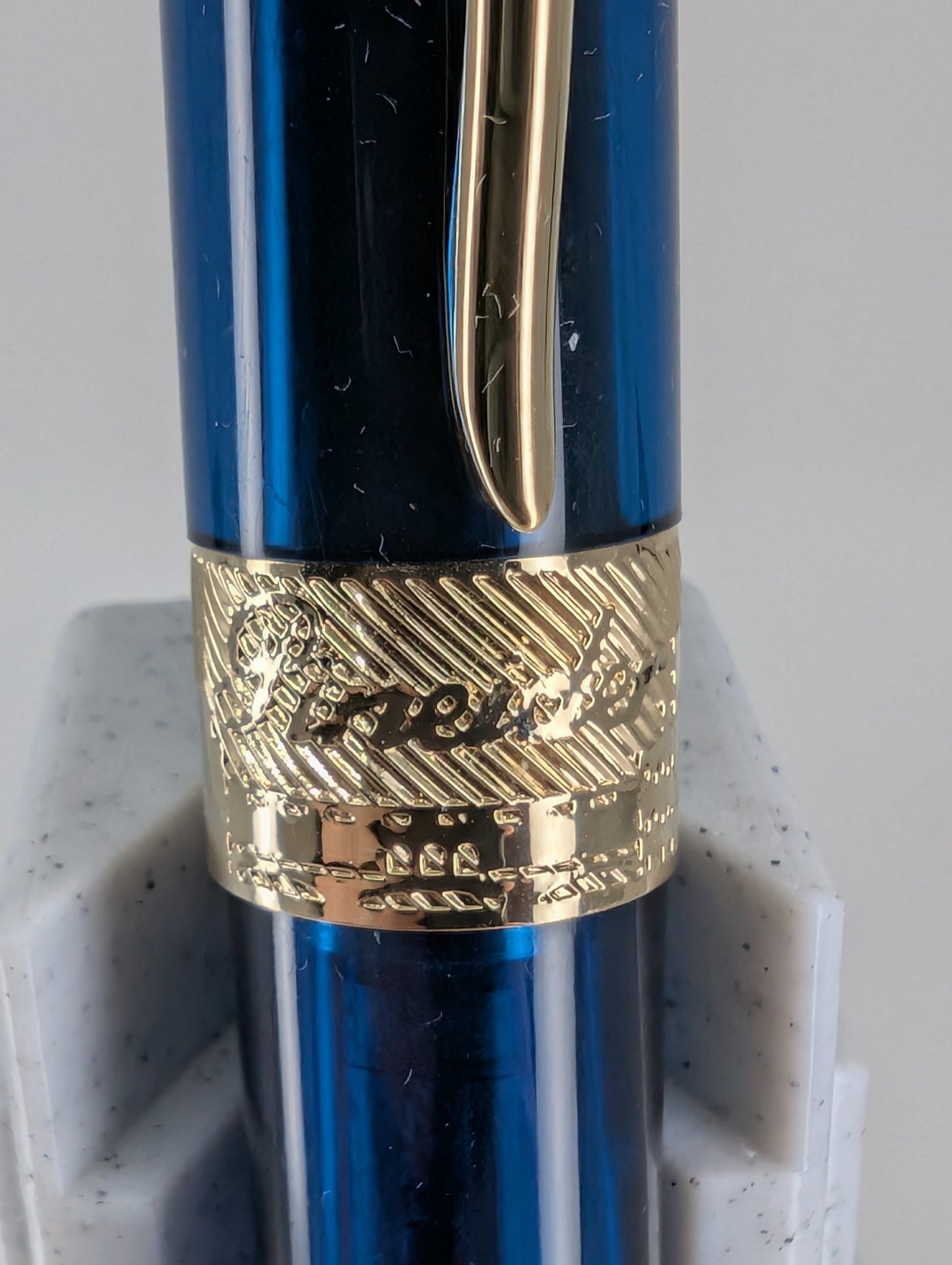 *Consignment* Pineider Sky Blue Fountain Pen 14k Gold Quill Nib
