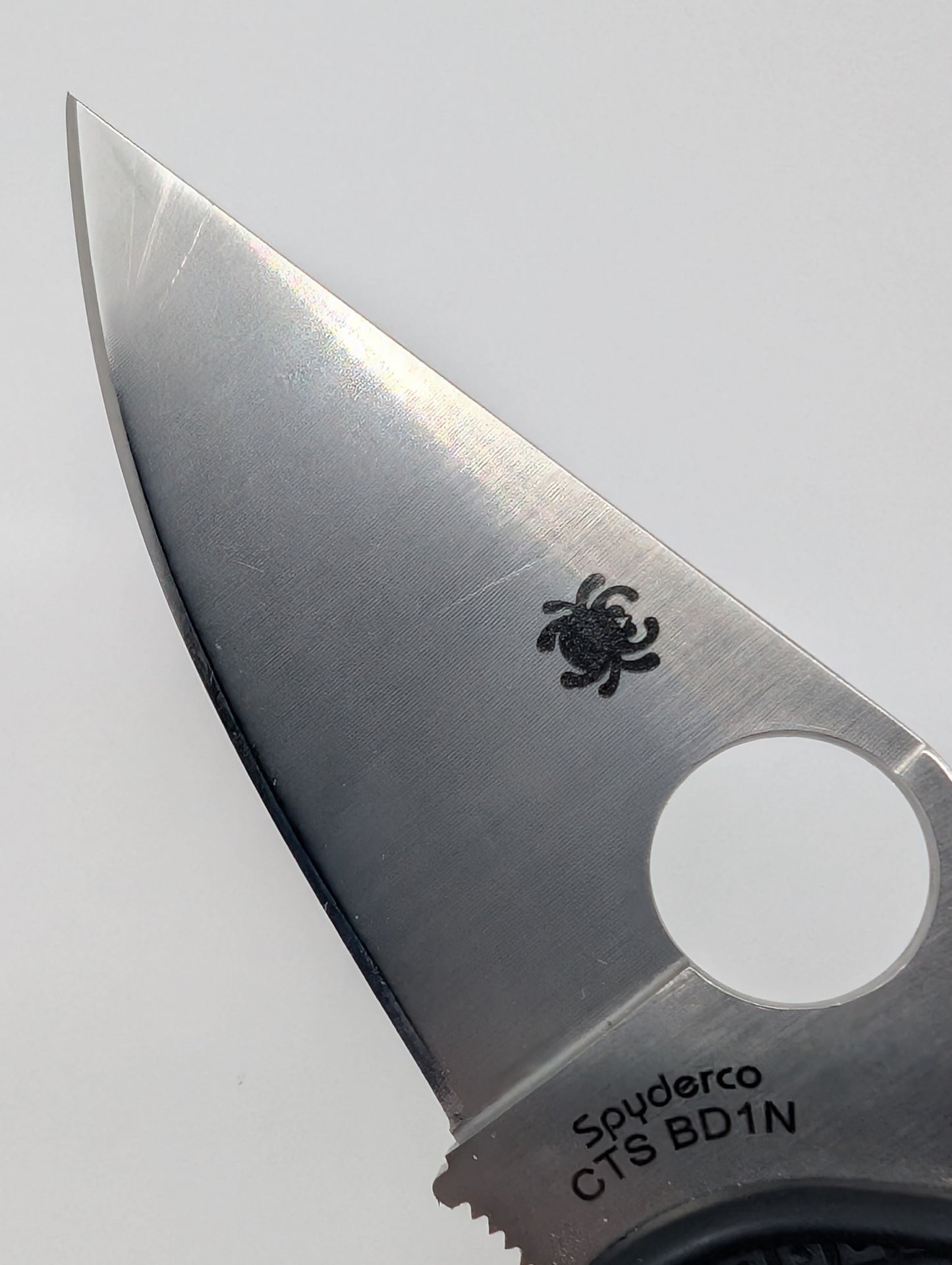 *Consignment* Spyderco Para 3 Black Folding Knife