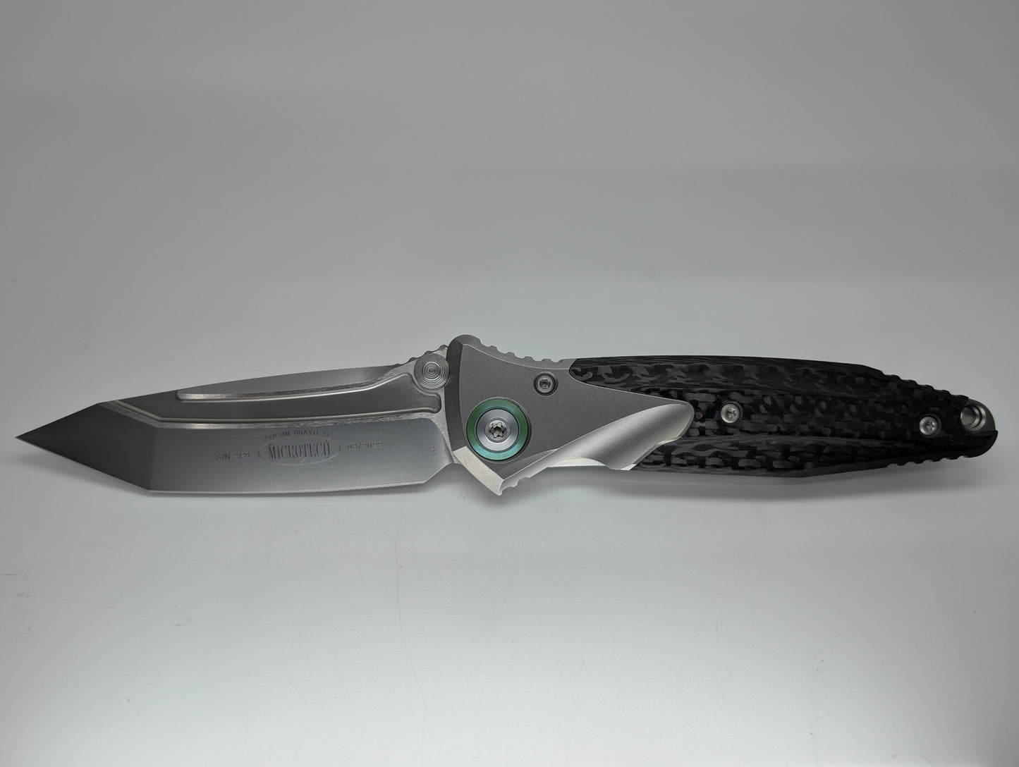 *Consignment* Microtech Socom Bravo T/E Ti Handle Carbon Fiber Scale Framelock Folding Knife