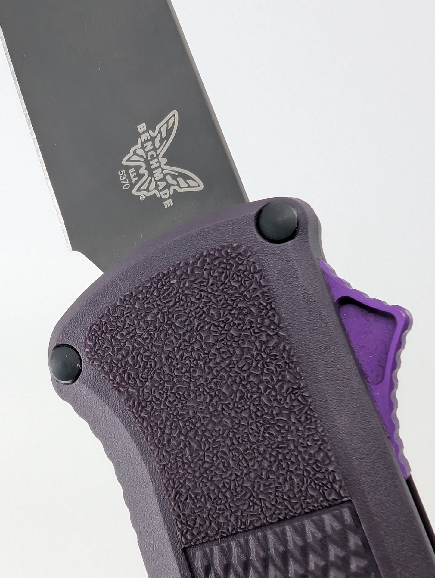 *Consignment* Benchmade Shootout Dark Purple Grivory Out the Front Knife