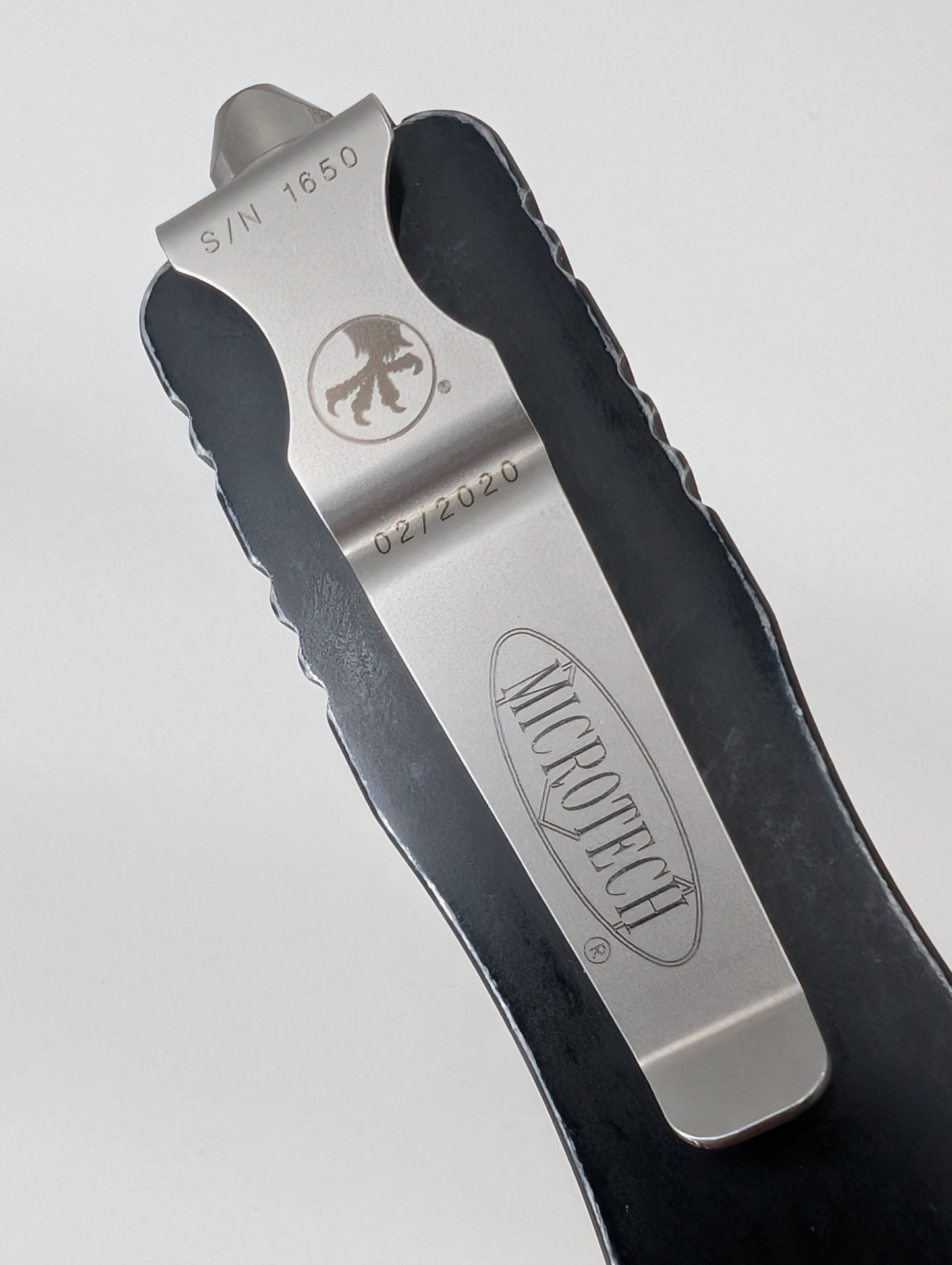 *Consignment* Microtech Dirac Delta Double Edge Full Serrated Out the Front Knife