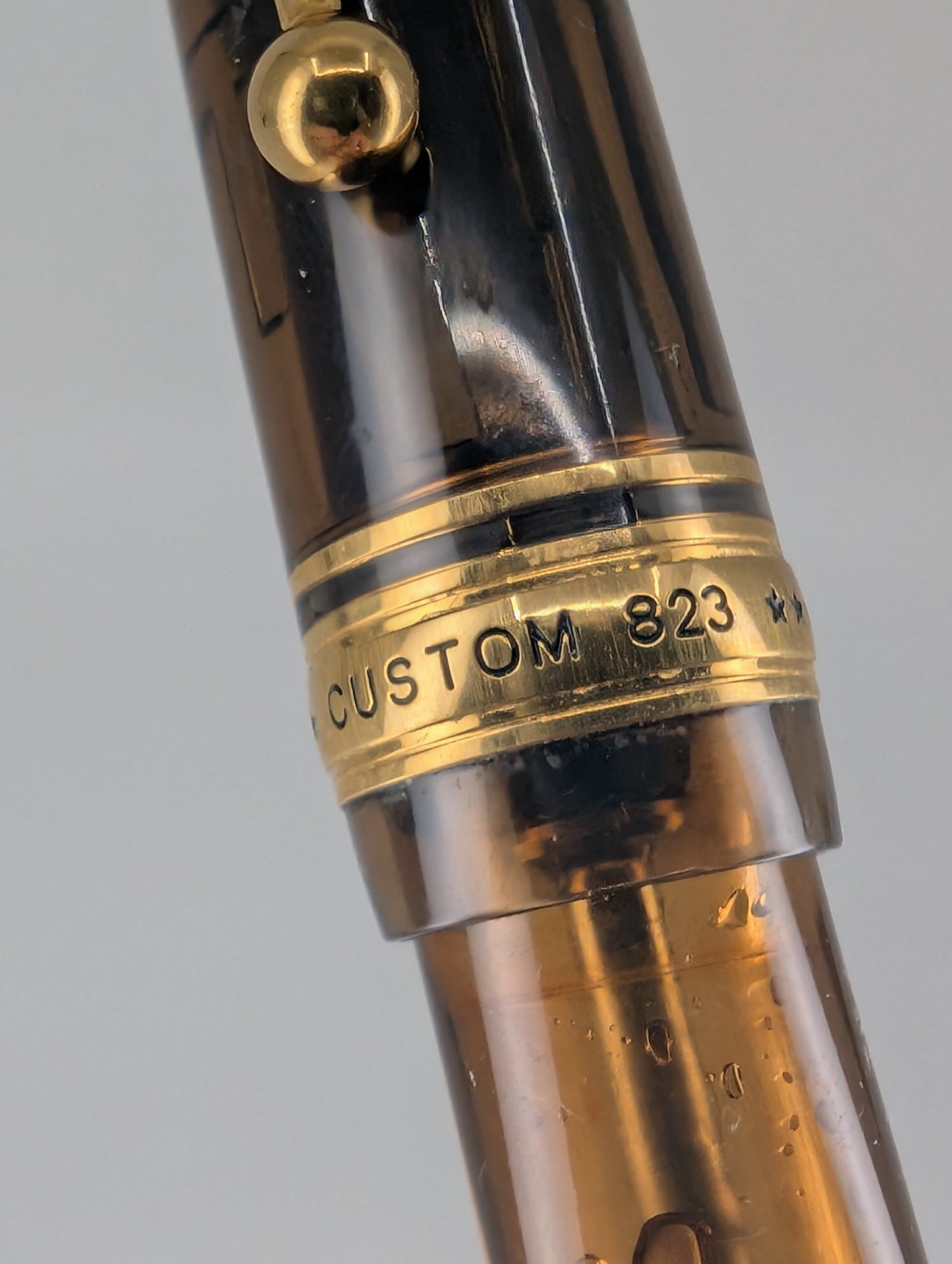 *Consignment* Pilot Custom 823 Amber Fountain Pen 14k Gold Medium Nib