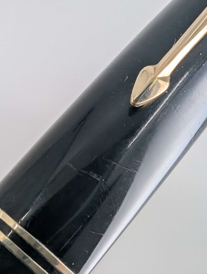 *Consignment* Parker England Duofold Black / Gold Fountain Pen